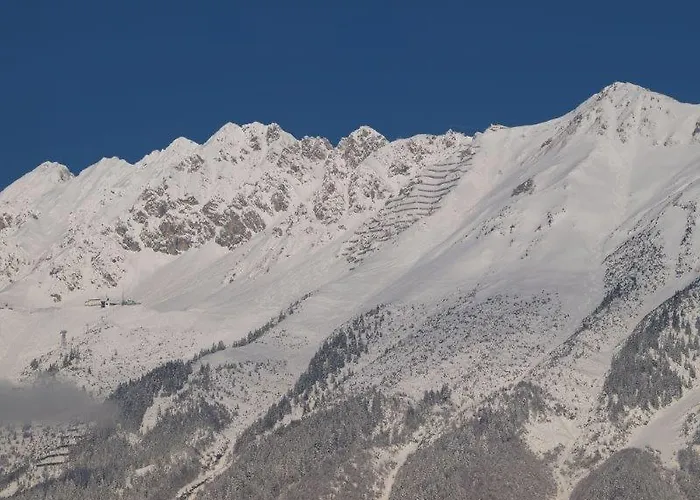 Mondial アパート