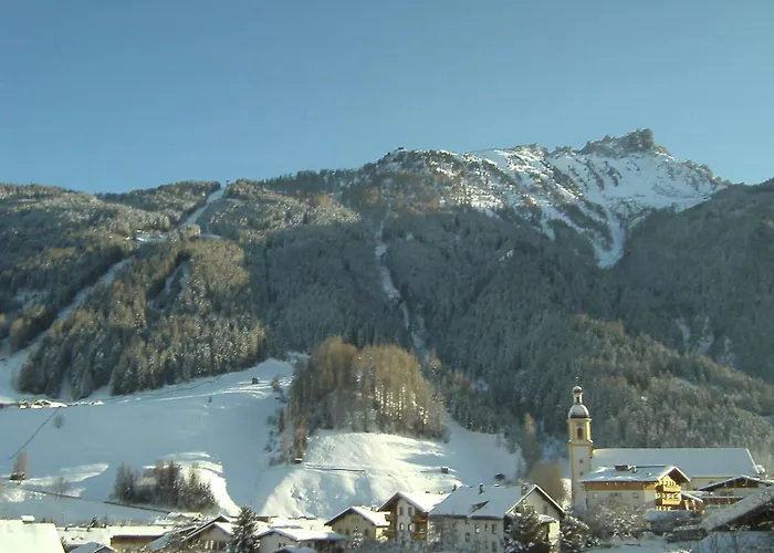 Mondial ノイシュティフト・イム・シュトゥーバイタール